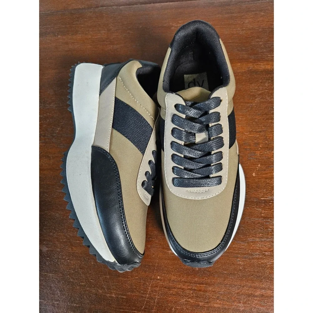 DV Dolce Vita Platform Sneakers Womens 8 Olive Green Black Excellent Lace Up
